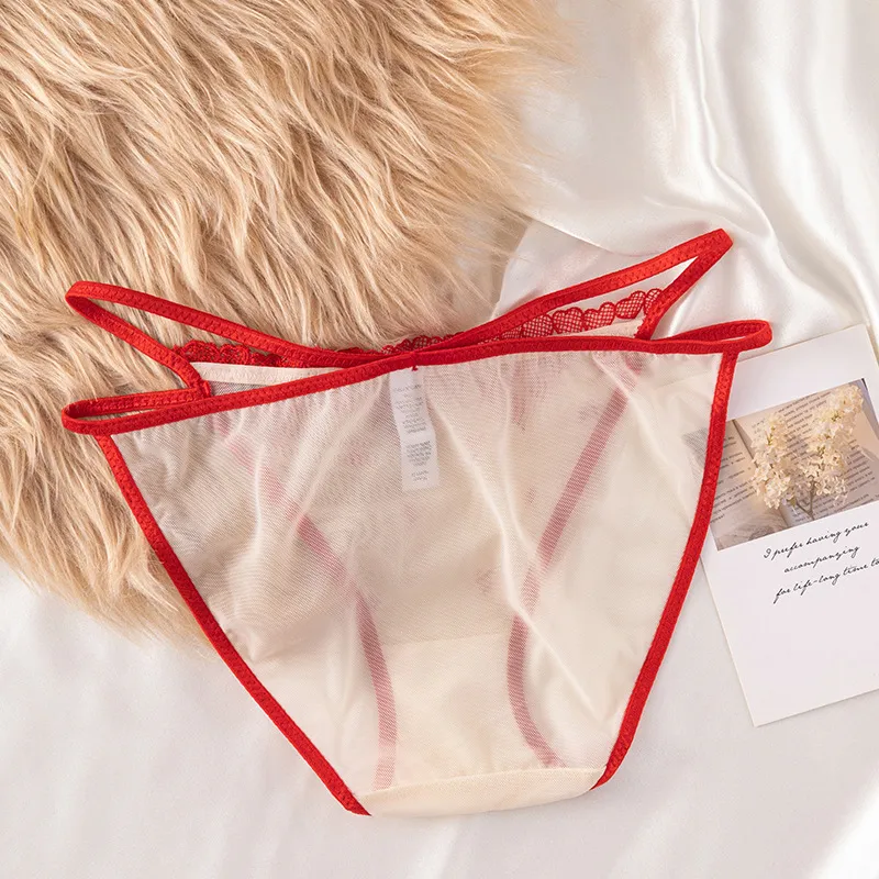 可愛らしい雰囲気 透明 刺繍 美尻 ギフト 脱ぎやすい セクシー Tバック