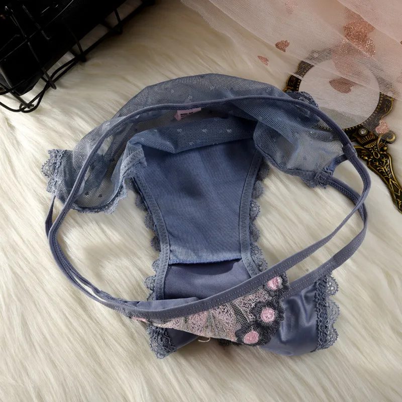 個性的なデザイン おしゃれ度高め 快適な着心地 透かし彫り 柔らかくて優しい印象 スタンダードショーツ