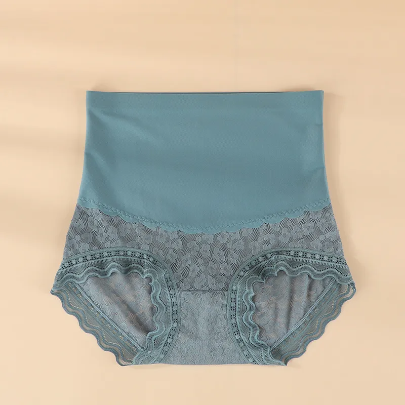 カールせずに締める 薄くて軽く 弾力性を高める 美尻 はっきり 上げ尻 ショーツ