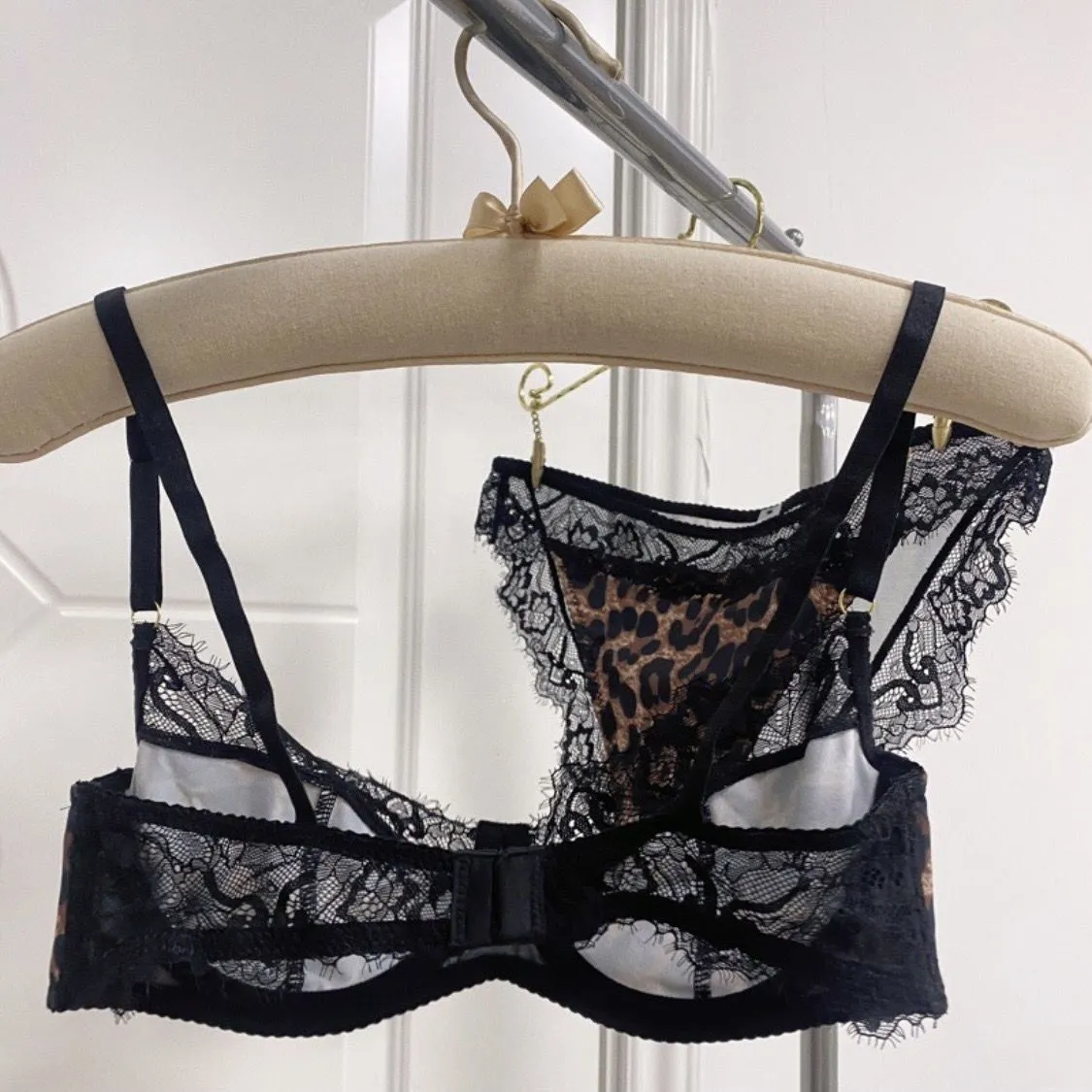単品注文可能 セクシー レオパード レース 胸小さく見え ブラ＋ショーツ セット
