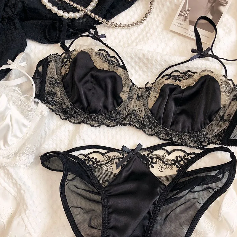 人気スタイル!セクシー 肌にやさしい ワイヤー入り レース 透かし彫り ブラ＋ショーツ セット